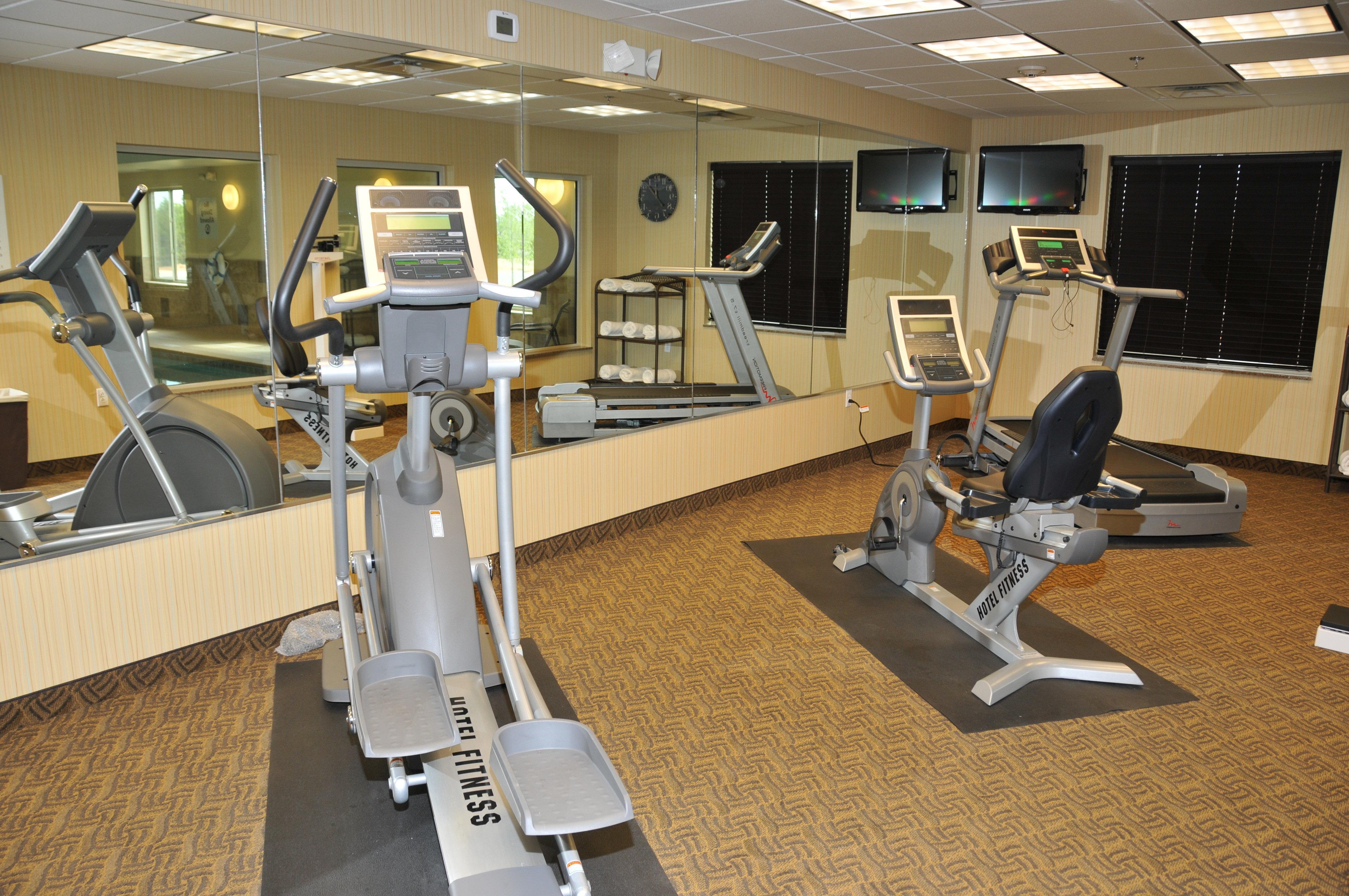 Holiday Inn Express & Suites Clinton By Ihg Facilities photo